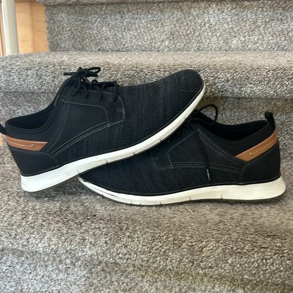 Sonoma with Ortholite Eco black and brown shoes. Very comfy! Men’s size 10 - Picture 9 of 12